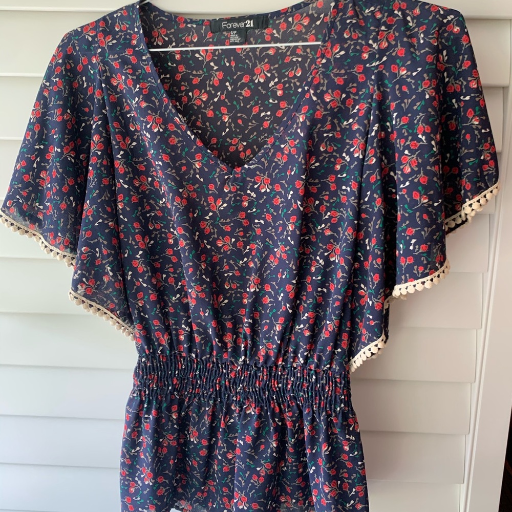 Floral peplum blouse